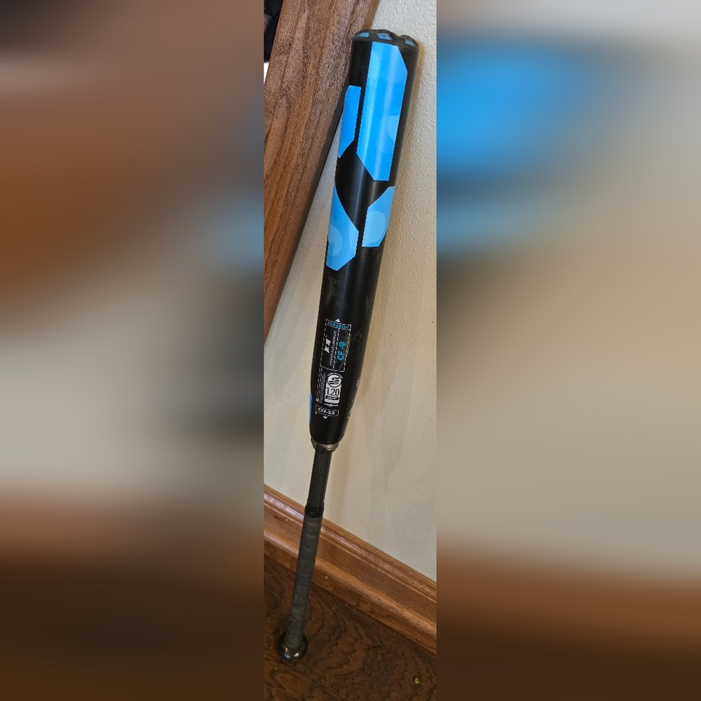 Black 2023 DeMarini CF Composite Bat (-9) Composite 23 oz 32" (Used)